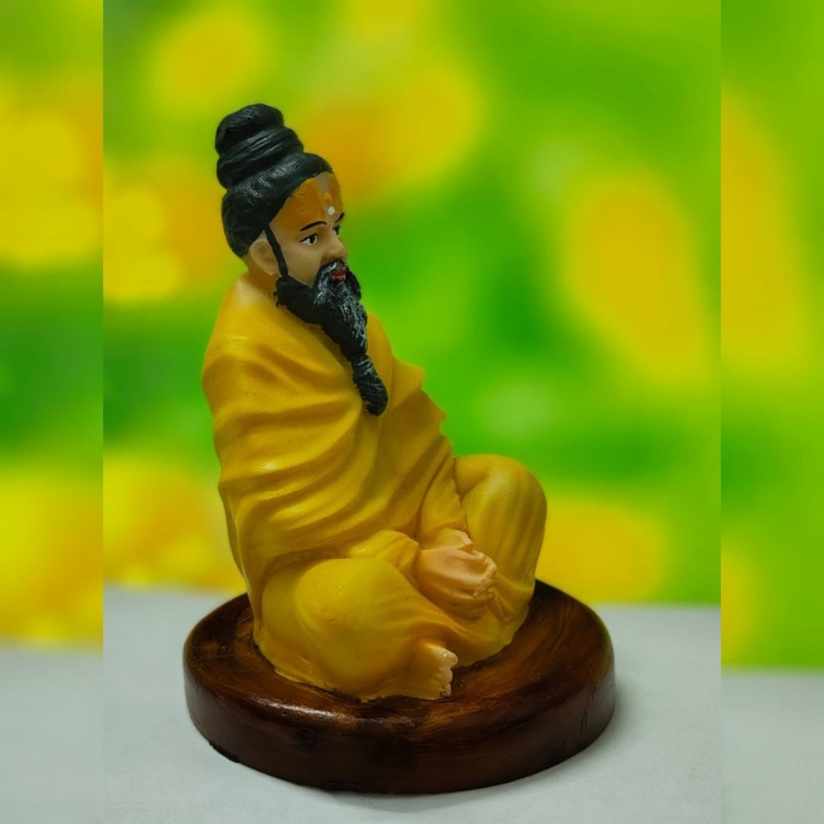 Premanand Ji Maharaj Idol for Car Dashboard - Image 3